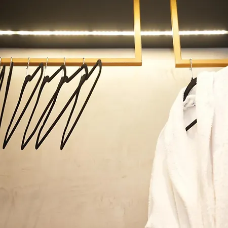 ホテル La Boutique ティラナ