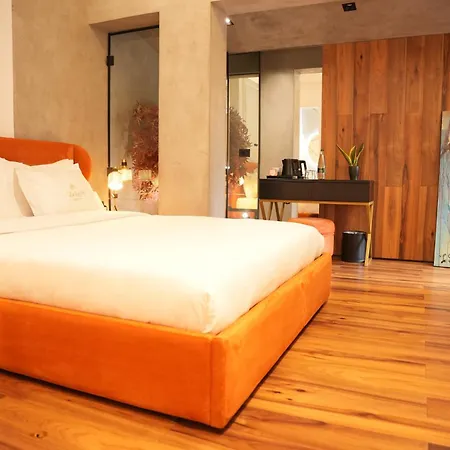 La Boutique 4* Tirana