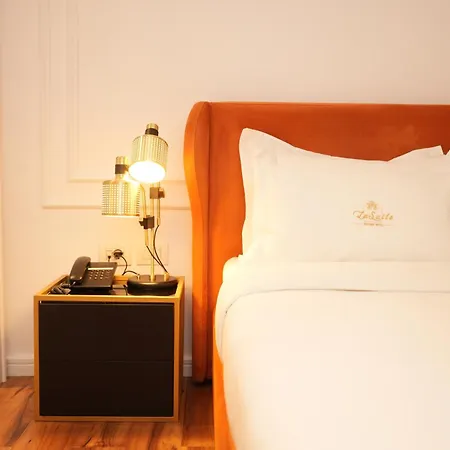 La Boutique 4*