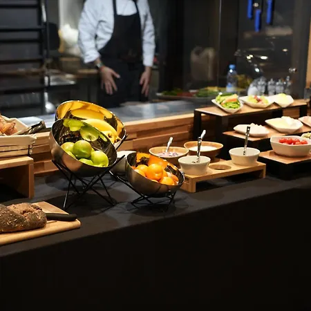 La Boutique تيرانا