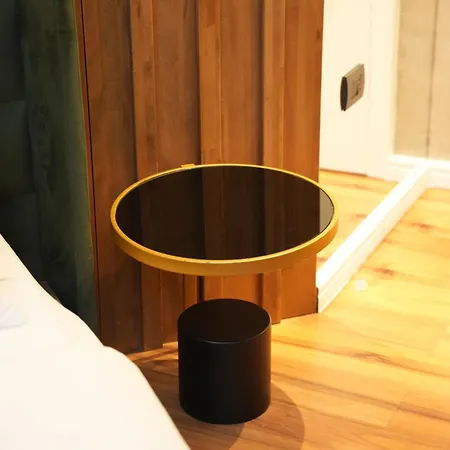 Ξενοδοχείο La Boutique 4*