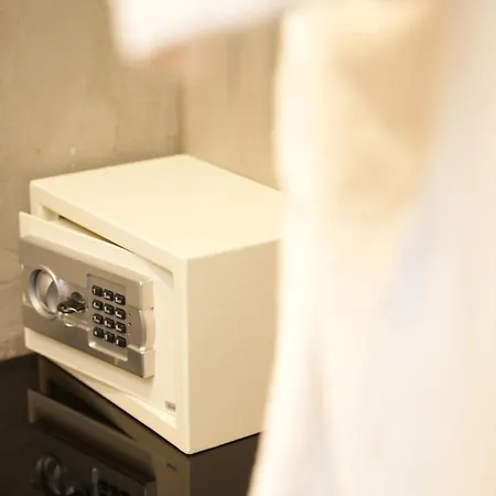 La Boutique 4* Tirana