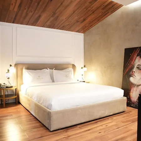 La Boutique 4* Tirana