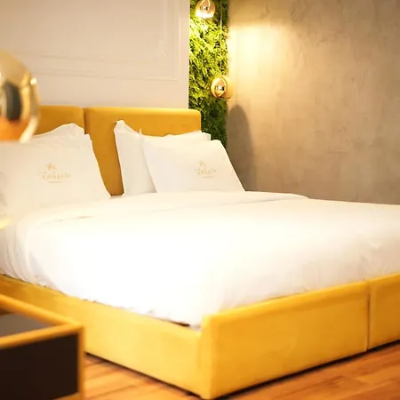 La Boutique Ξενοδοχείο 4*