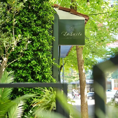 La Boutique Ξενοδοχείο 4*