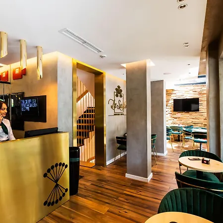 Ξενοδοχείο La Boutique 4*